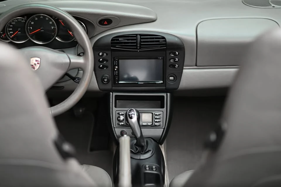 2001 Porsche Cayman - Image 11 of 20