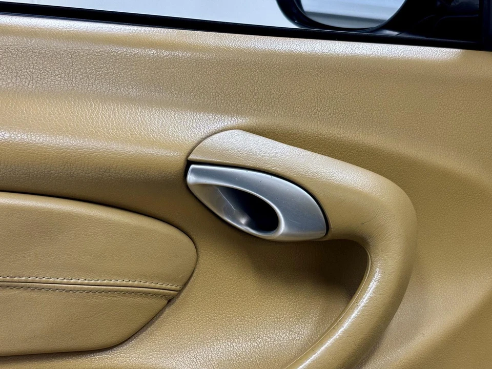 2001 Porsche 996 Carrera - Image 13 of 29