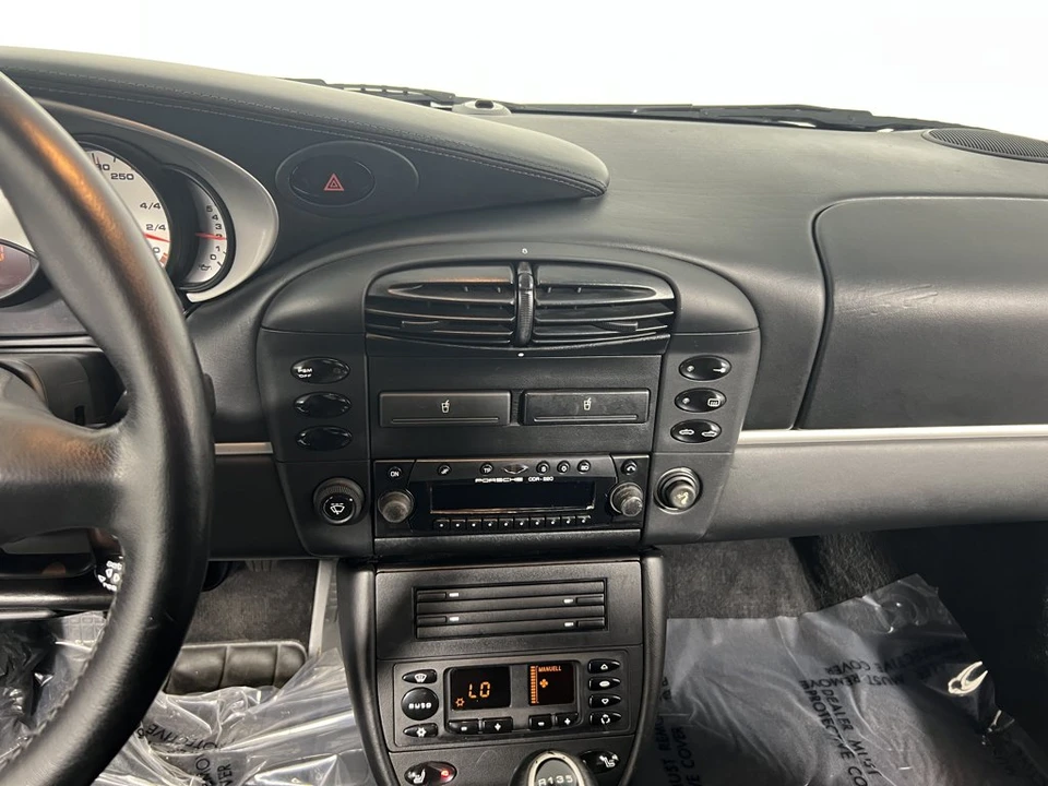 2001 Porsche 996 Carrera - Image 17 of 23