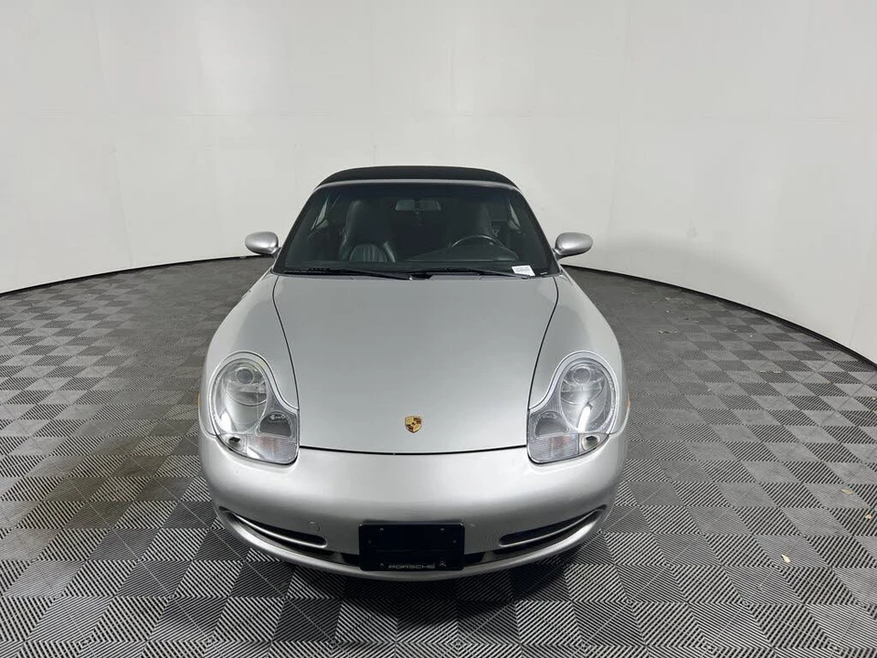 2001 Porsche 996 Carrera - Image 8 of 23