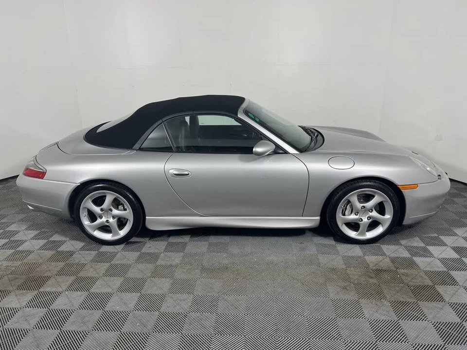 2001 Porsche 996 Carrera - Image 6 of 23