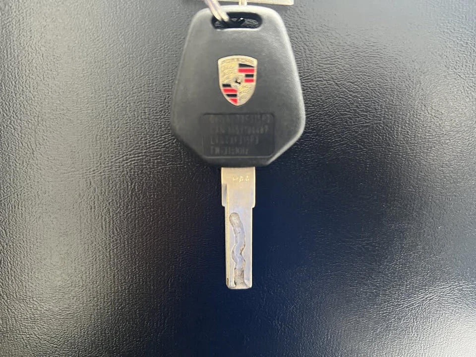 2001 Porsche 996 Carrera - Image 23 of 23