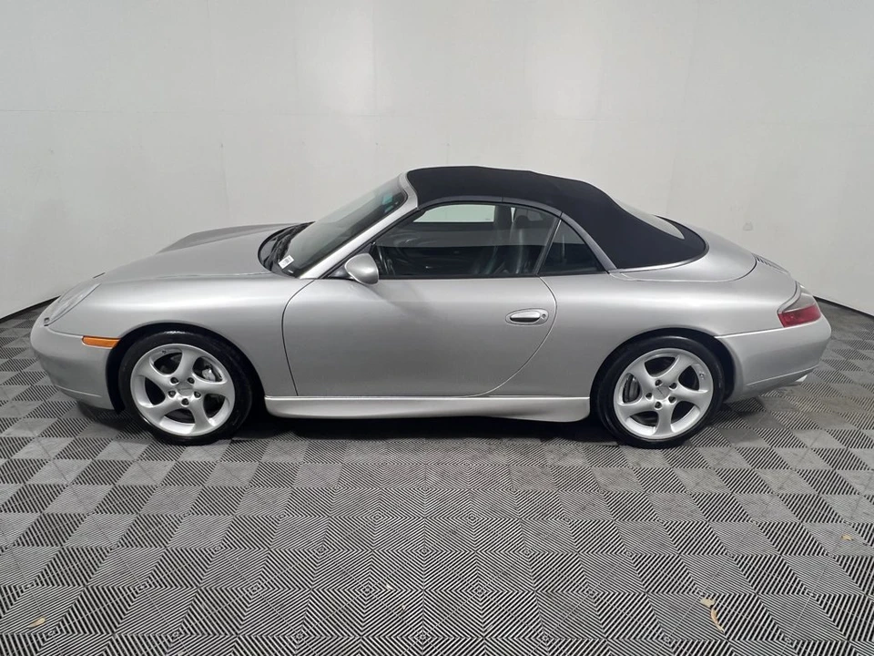 2001 Porsche 996 Carrera - Image 2 of 23