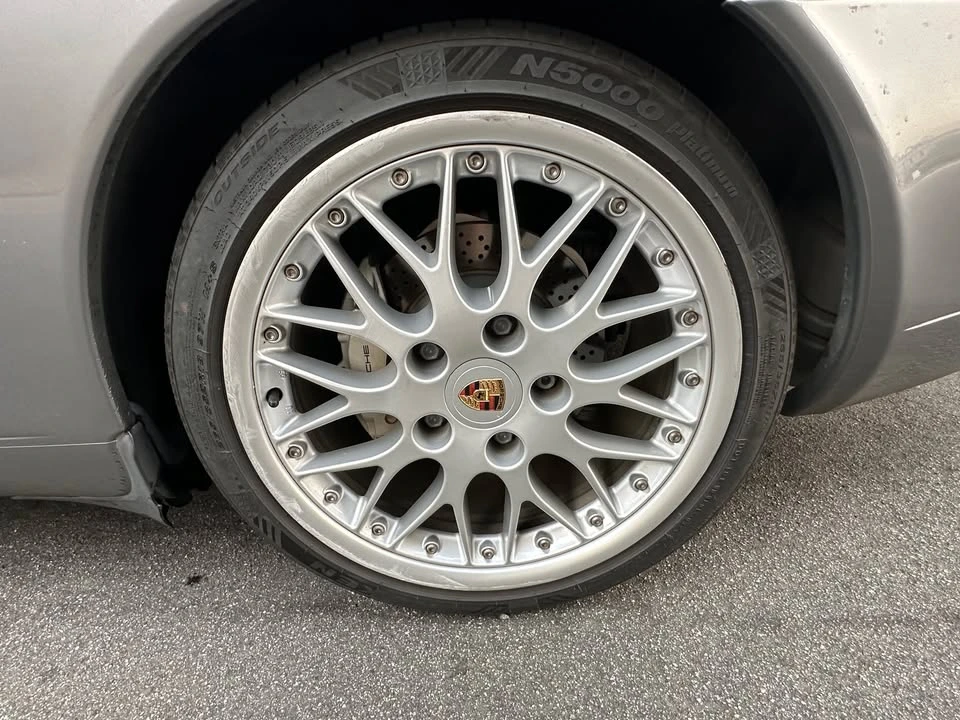 2001 Porsche 996 Carrera - Image 8 of 11