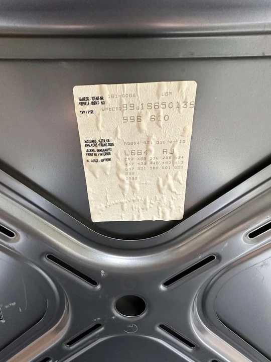 2001 Porsche 996 Carrera - Image 11 of 11