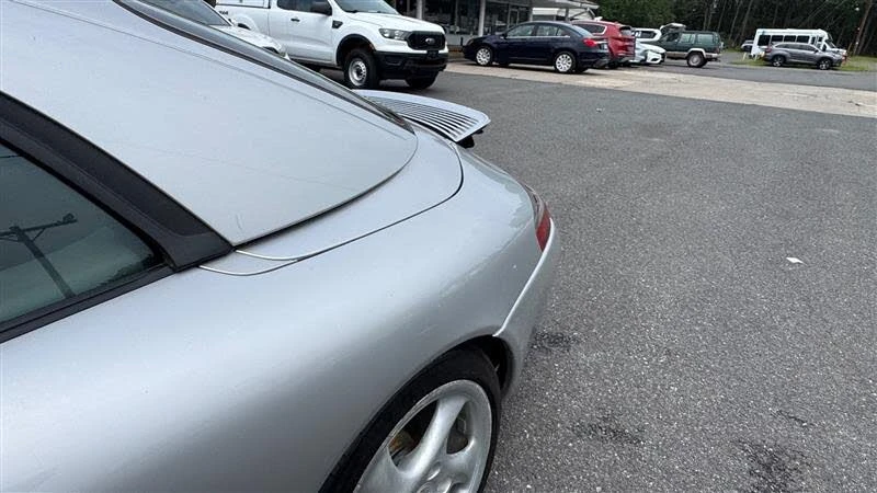 2001 Porsche 996 Carrera - Image 17 of 31