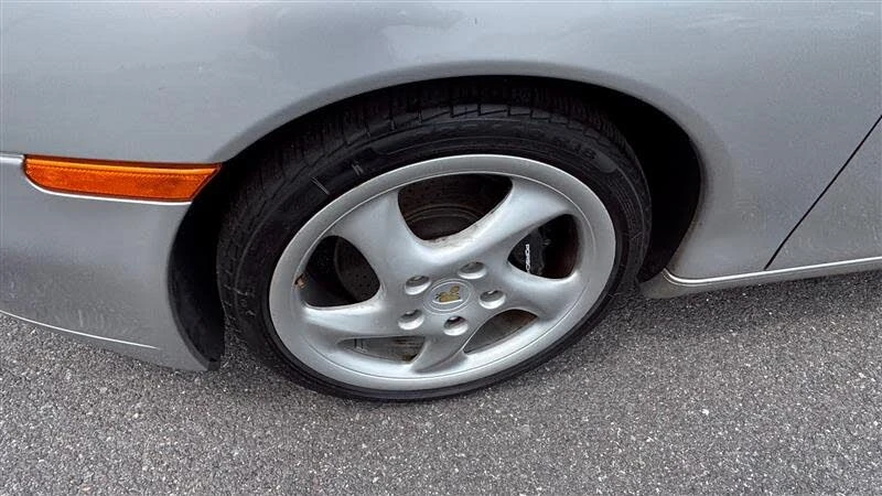 2001 Porsche 996 Carrera - Image 30 of 31