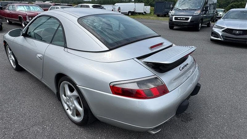 2001 Porsche 996 Carrera - Image 16 of 31
