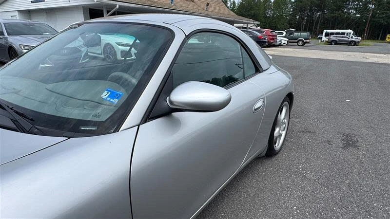 2001 Porsche 996 Carrera - Image 13 of 31