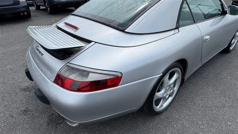 2001 Porsche 996 Carrera - Image 23 of 31