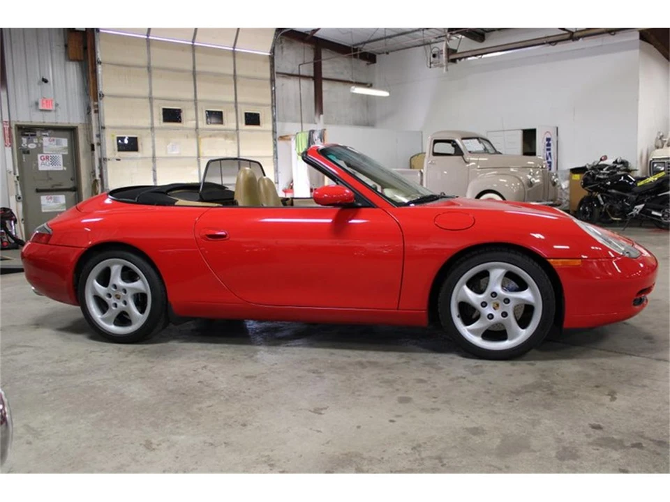 2001 Porsche 996 Carrera - Image 7 of 31