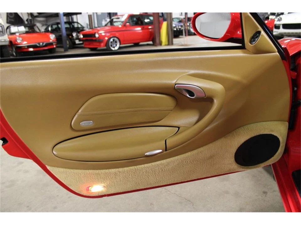 2001 Porsche 996 Carrera - Image 31 of 31