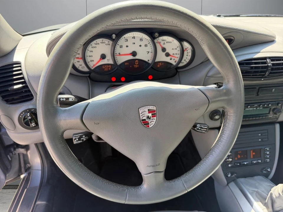 2001 Porsche 911 - Image 13 of 26