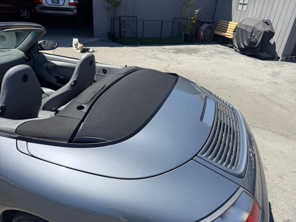 2001 Porsche 911 - Image 23 of 26