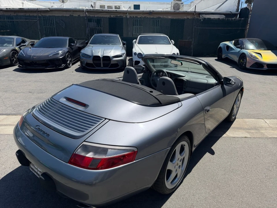 2001 Porsche 911 - Image 24 of 26