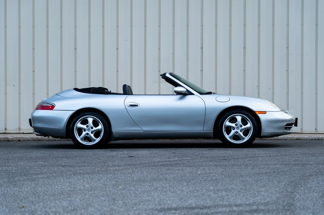 2001 Porsche 996 Carrera - Image 6 of 31