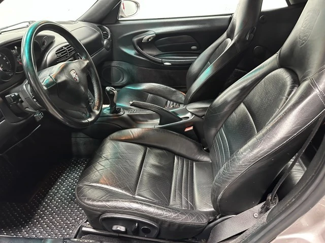 2001 Porsche 996 Carrera - Image 17 of 24