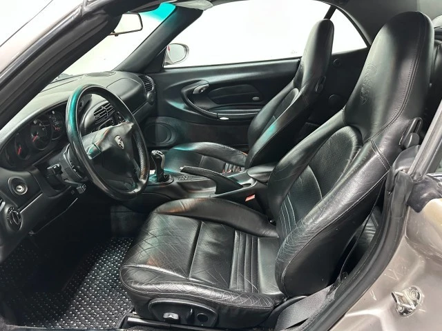 2001 Porsche 996 Carrera - Image 15 of 24