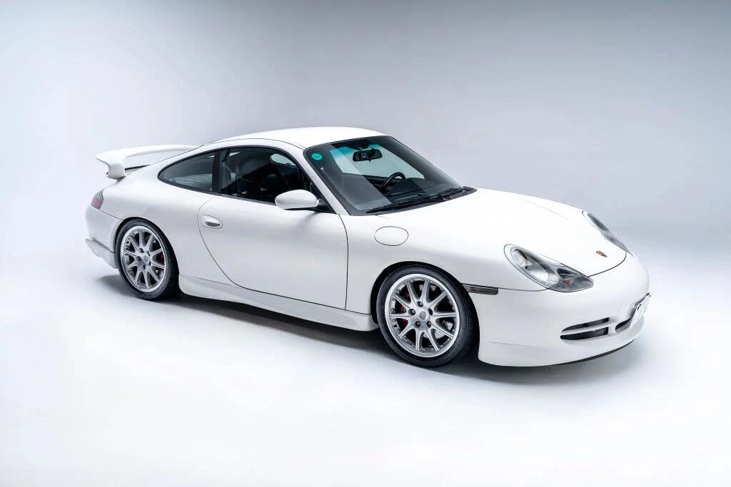 2001 Porsche 996 Carrera - Image 13 of 31