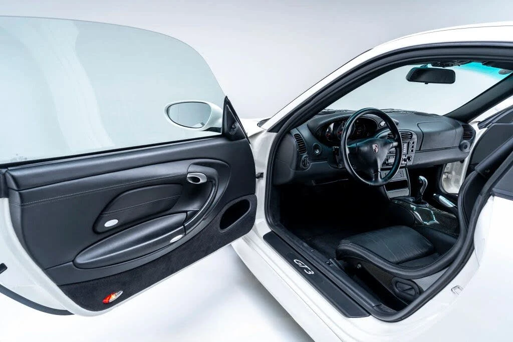 2001 Porsche 996 Carrera - Image 25 of 31
