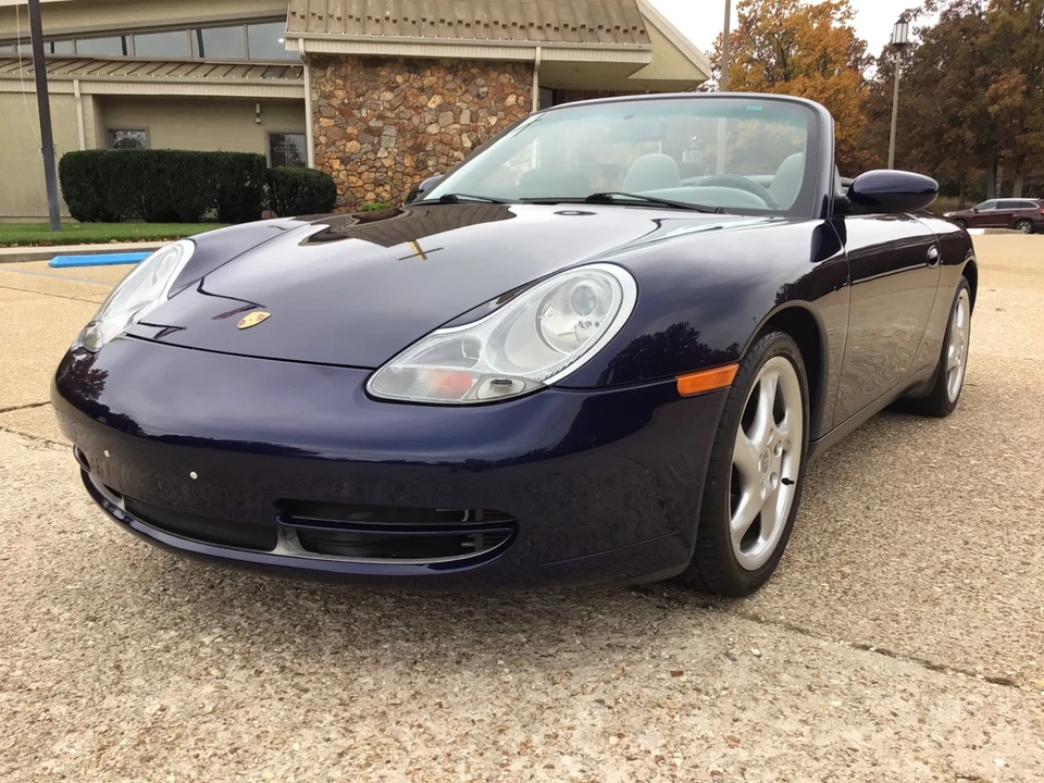 2001 Porsche 996 Carrera - Image 9 of 21