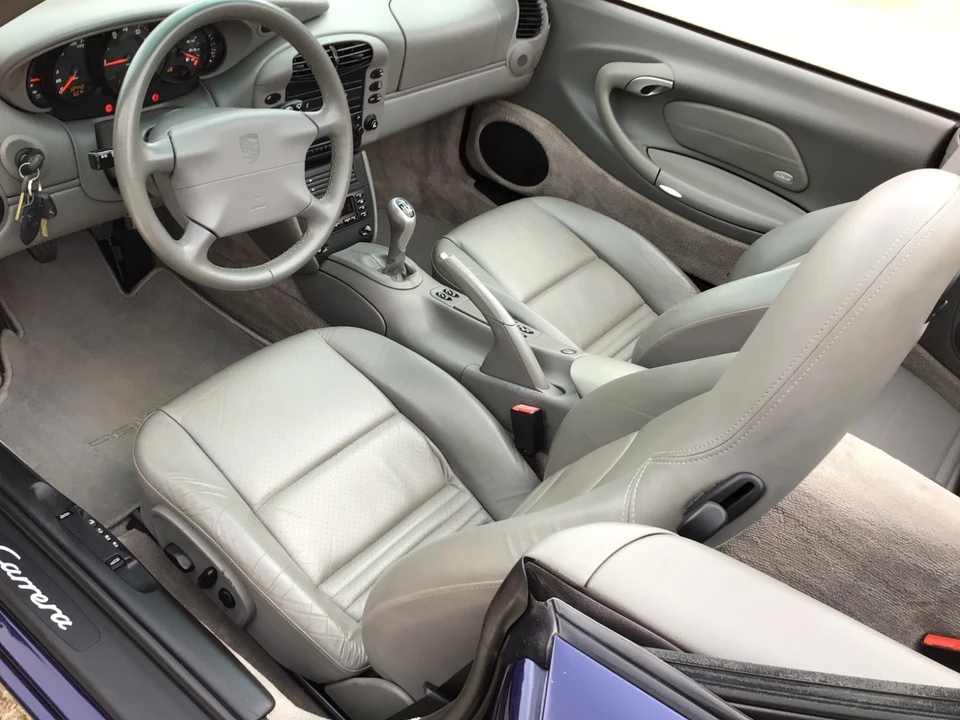 2001 Porsche 996 Carrera - Image 11 of 21