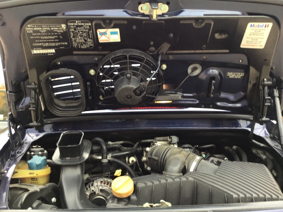 2001 Porsche 996 Carrera - Image 19 of 21