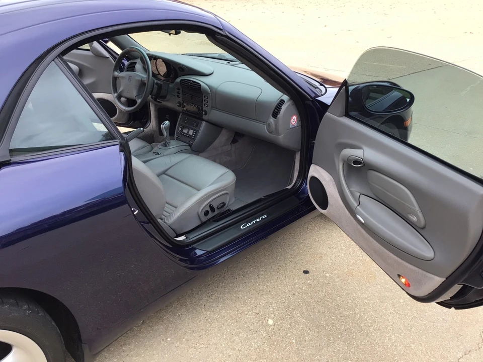 2001 Porsche 996 Carrera - Image 15 of 21