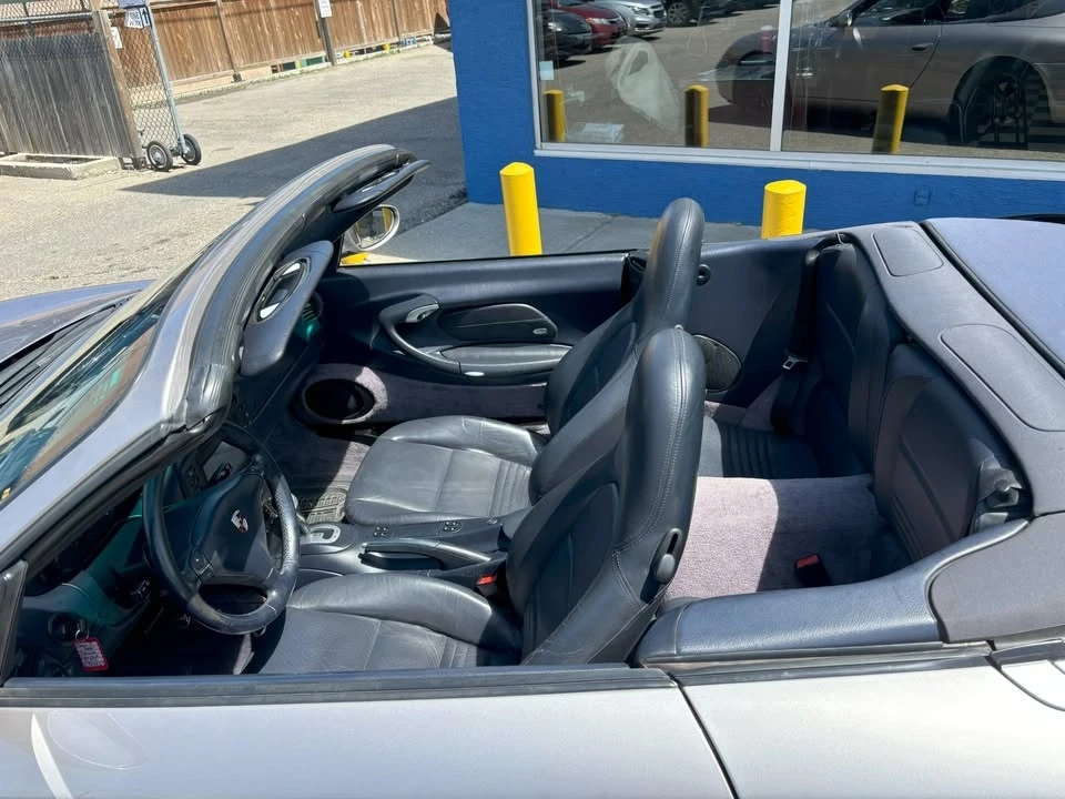 2001 Porsche 996 Carrera - Image 8 of 8