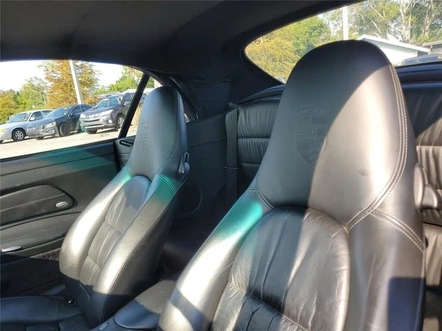 2001 Porsche 996 Carrera 4 - Image 14 of 19
