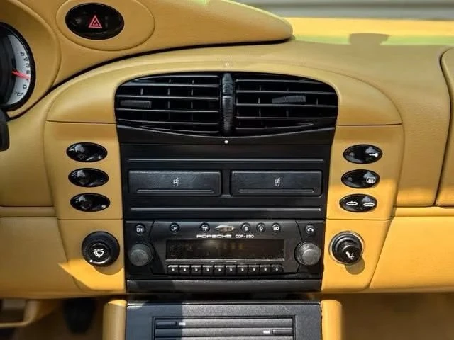 2001 Porsche 996 Carrera - Image 12 of 13
