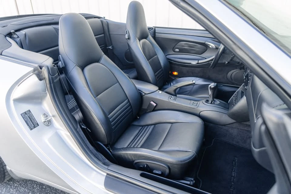 2001 Porsche 996 Carrera - Image 14 of 16
