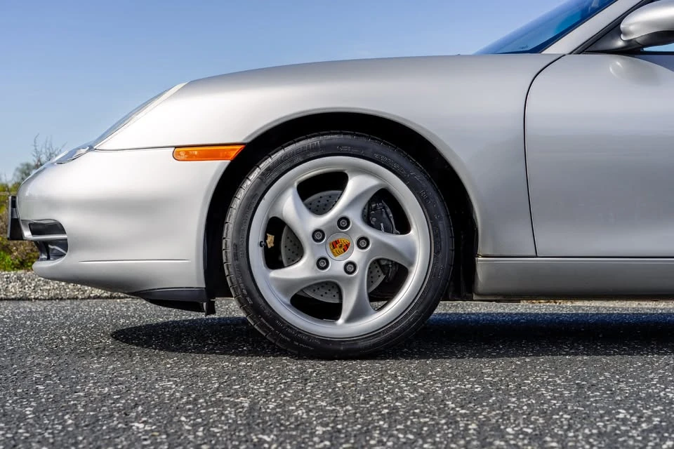 2001 Porsche 996 Carrera - Image 8 of 16