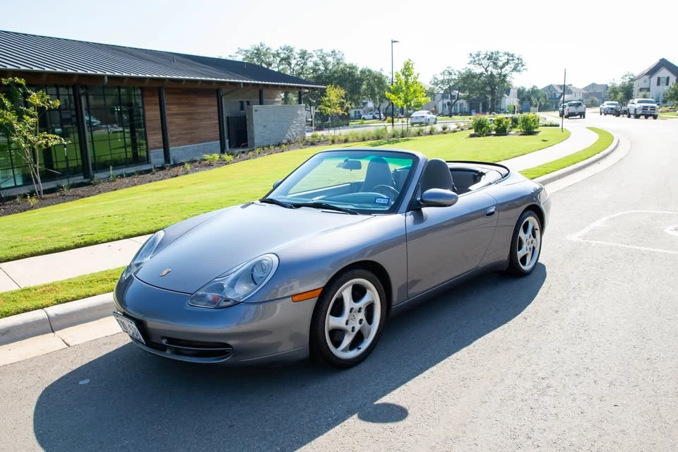 2001 Porsche 996 Carrera - Image 8 of 20