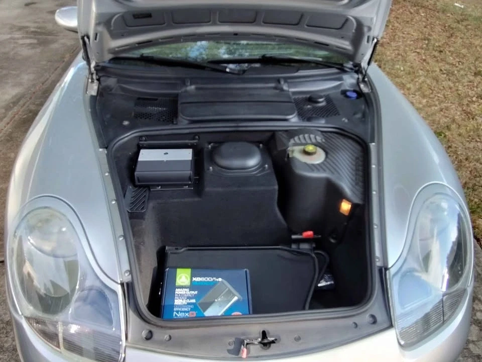 2001 Porsche 996 Carrera 4 - Image 3 of 8