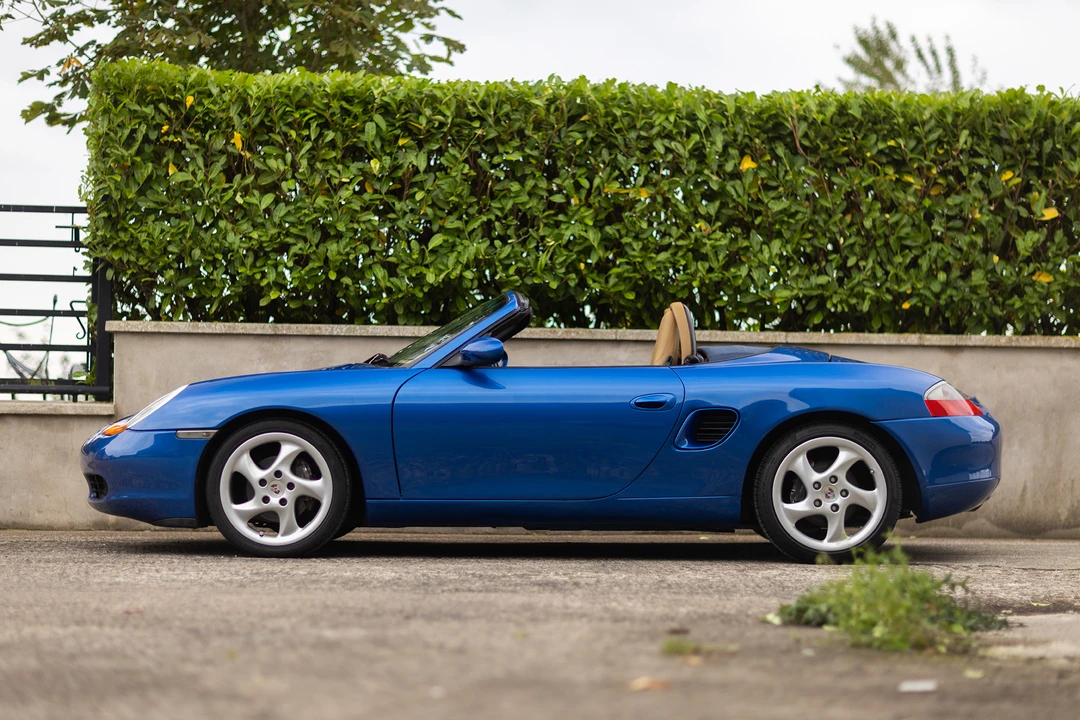 2002 Porsche 986 Boxster - Image 12 of 31