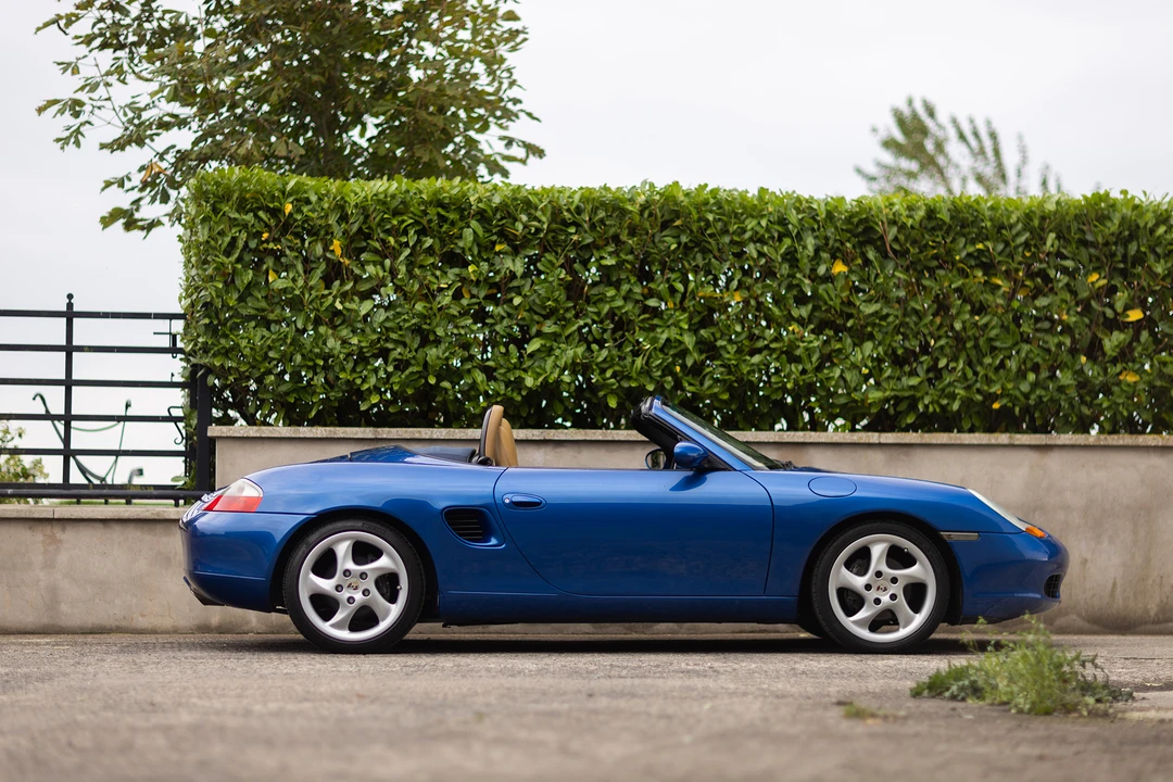 2002 Porsche 986 Boxster - Image 16 of 31