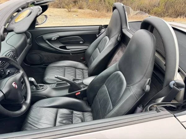 2001 Porsche 986 Boxster - Image 13 of 17