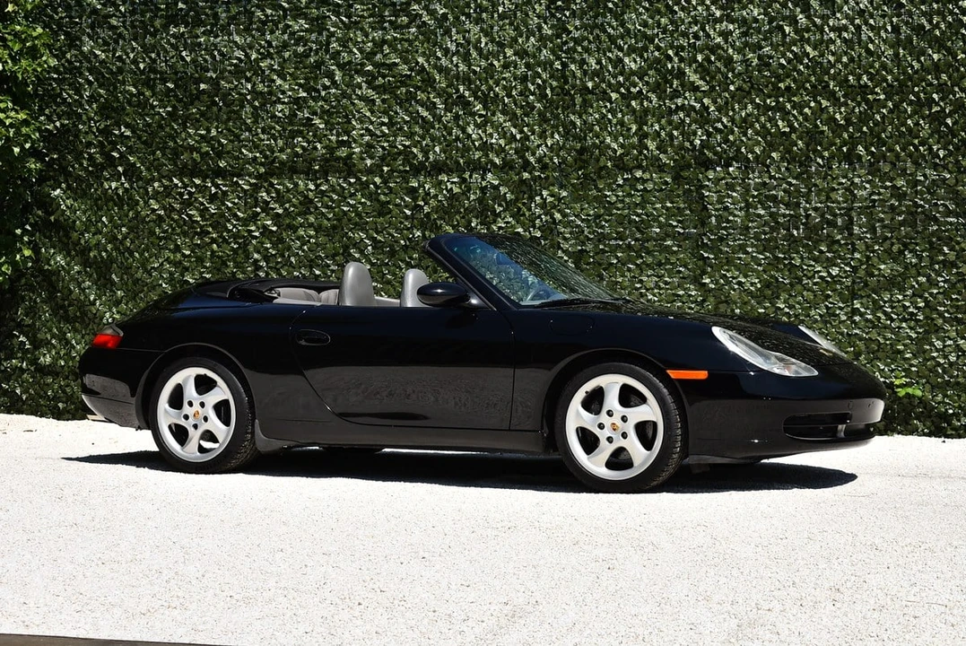 2001 Porsche 996 Carrera - Image 8 of 30