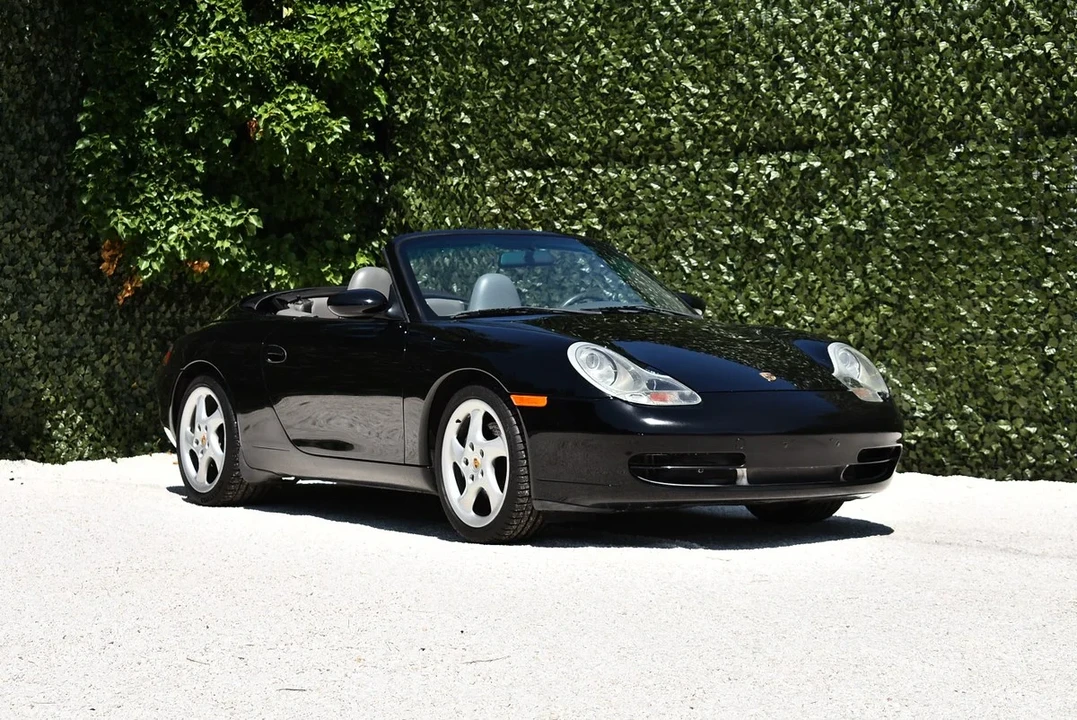 2001 Porsche 996 Carrera - Image 5 of 31