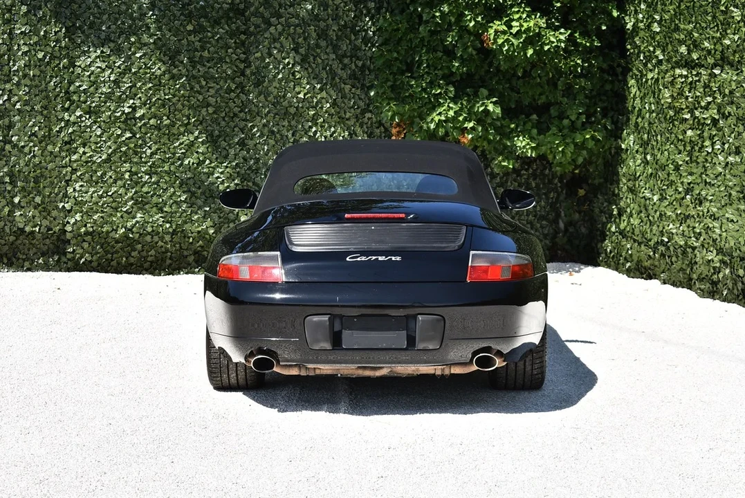 2001 Porsche 996 Carrera - Image 17 of 31