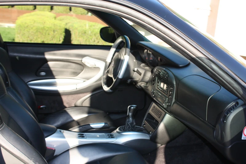 2001 Porsche 996 Carrera 4 - Image 4 of 4