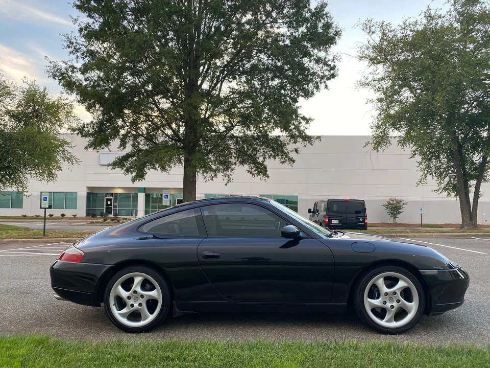 2001 Porsche 996 Carrera - Image 3 of 29