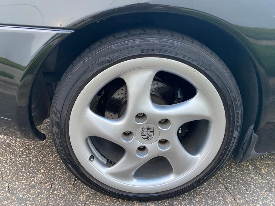 2001 Porsche 996 Carrera - Image 25 of 29