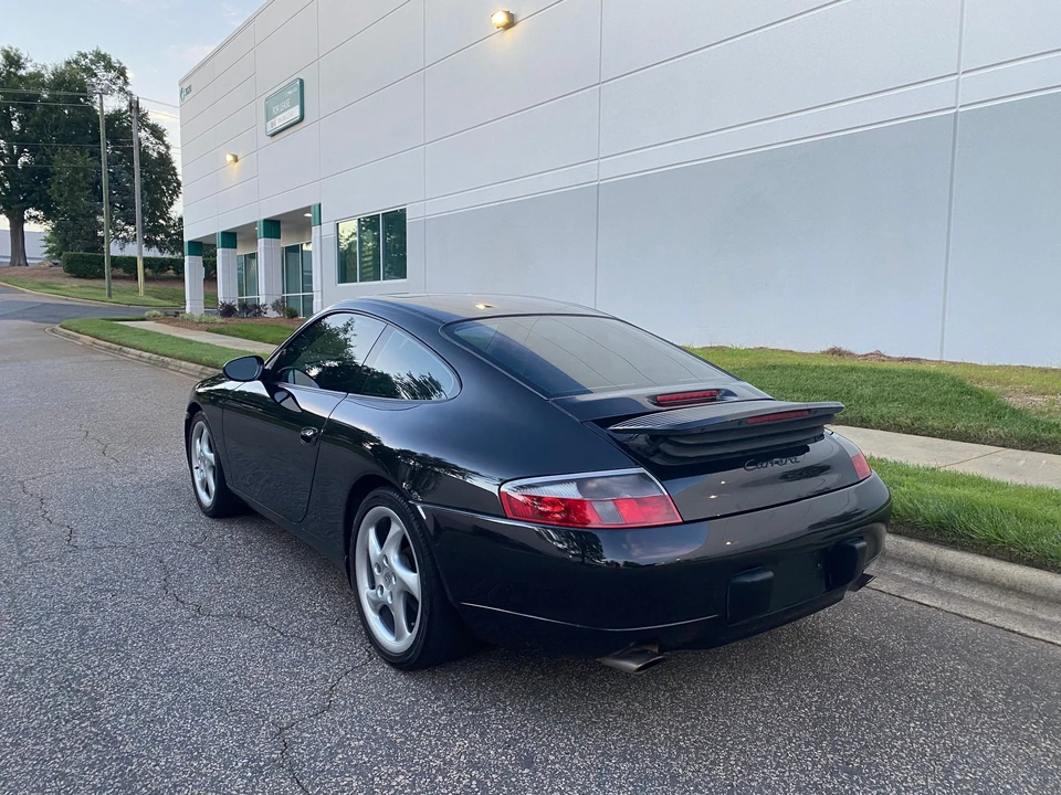 2001 Porsche 996 Carrera - Image 8 of 29