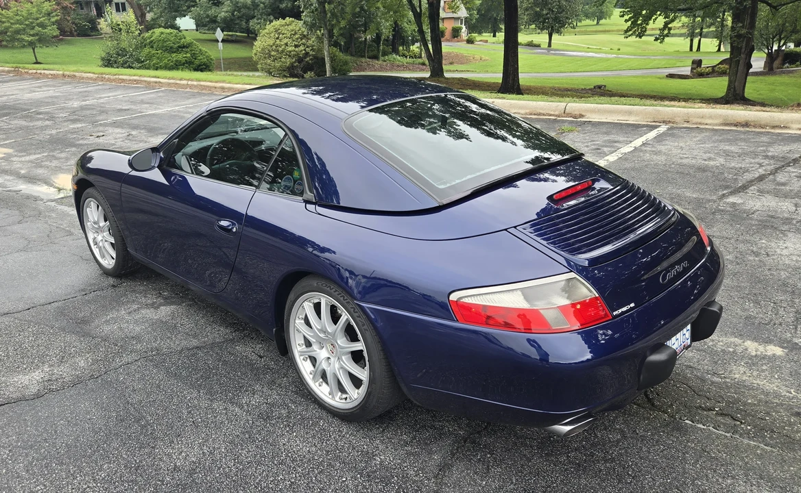 2001 Porsche 996 Carrera - Image 13 of 31
