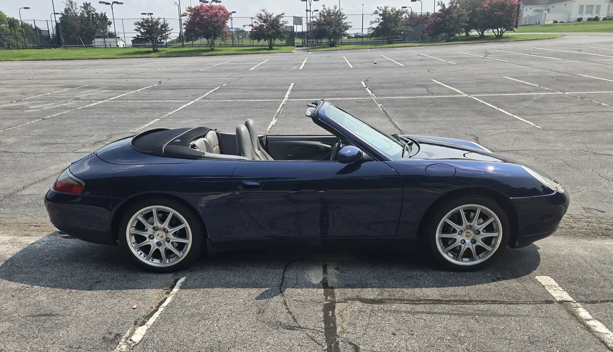 2001 Porsche 996 Carrera - Image 6 of 31