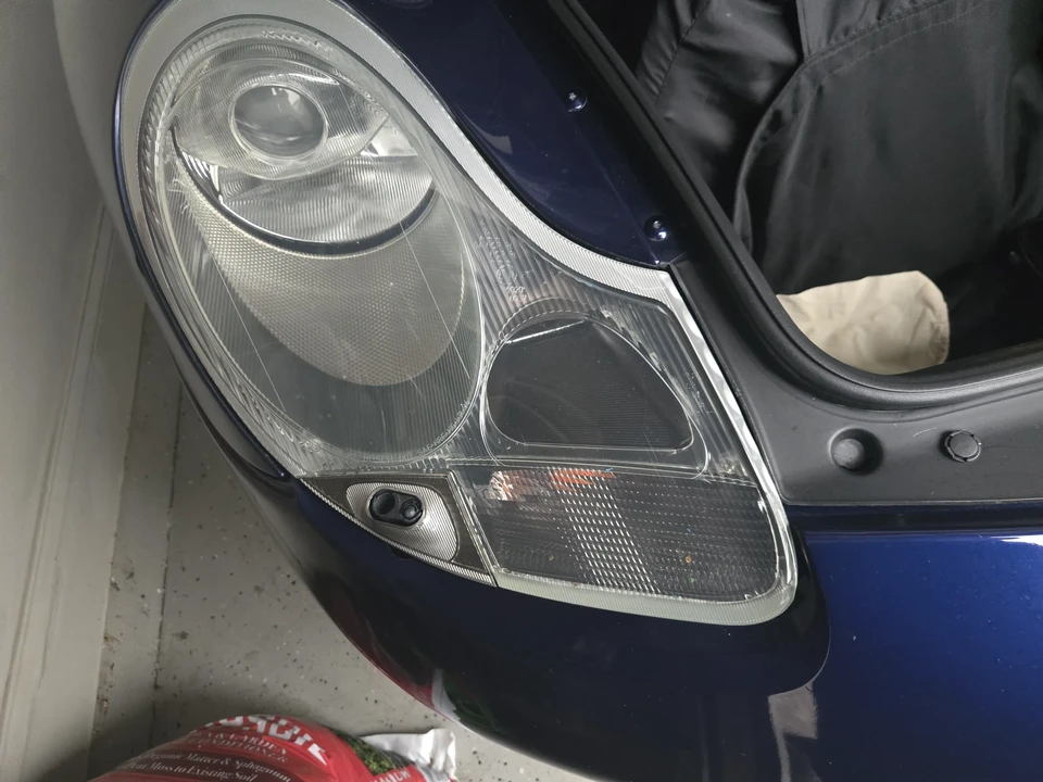 2001 Porsche 996 Carrera - Image 23 of 31