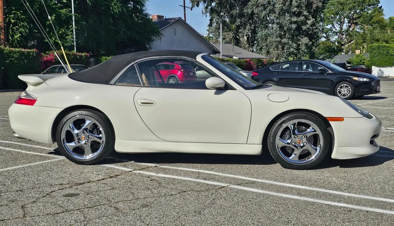 2001 Porsche 996 Carrera - Image 2 of 6