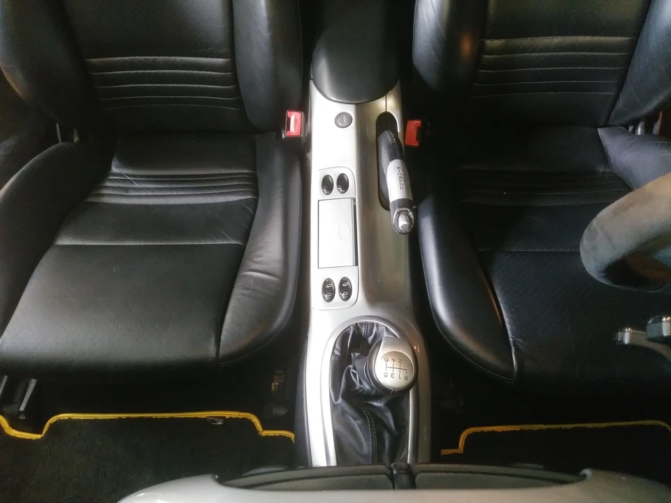 2001 Porsche 996 Carrera - Image 6 of 16